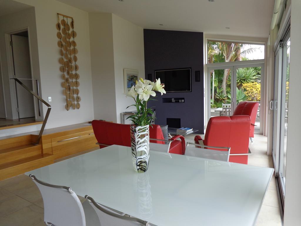 Nikau Apartments Waiheke Island Onetangi Buitenkant foto