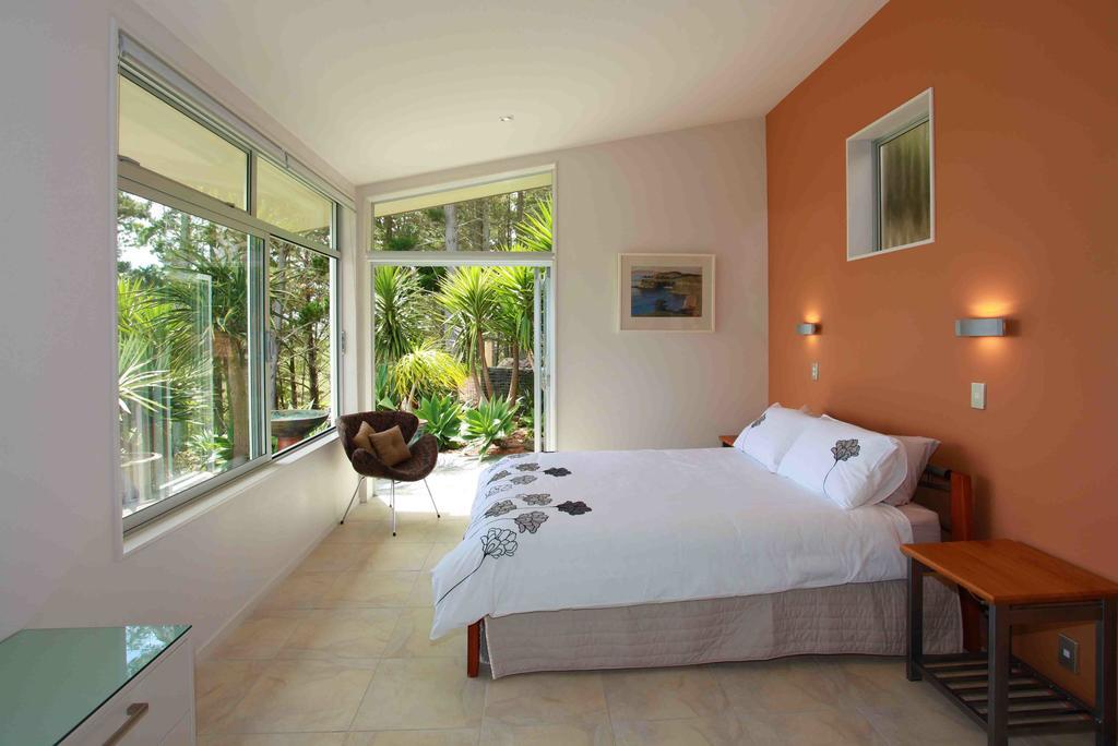 Nikau Apartments Waiheke Island Onetangi Buitenkant foto