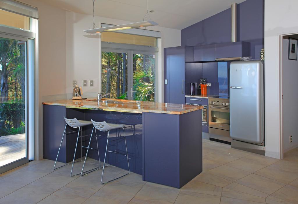 Nikau Apartments Waiheke Island Onetangi Buitenkant foto